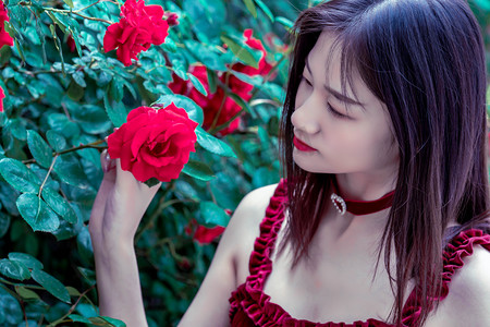 菲律宾以东生成热带低压 向海南岛东部到广东中西部沿海靠近